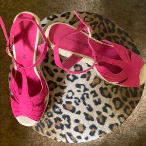 American Eagle Outfitters Shoes - American eagle pink wedges American Eagle Outfitters Shoes - American eagle pink wedges